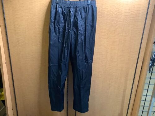Guidewear Rain Stopper Pant, Men's Medium, Appears New - Lot 194