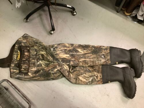 Supermag Chest Waders for Men' 11R, Ecommerce Return - Lot 221