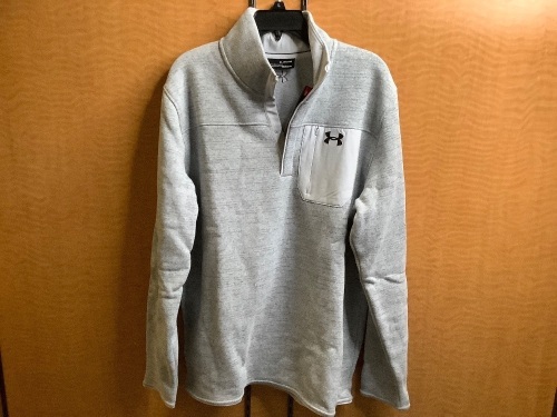 Under Armor, Mens Xl, Loose Pull over, Appears New - Lot 251