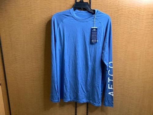 American FishingTacle Co, Medium Long Sleeve, Appears New - Lot 253