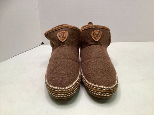 Ariat Women's Slippers, M (7.5-8), Appears New - Lot 285