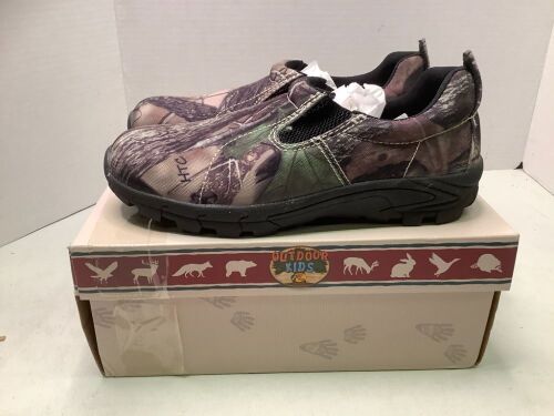 Outdoor Kids Yout XTR Camo Moc, 6M, Appears New - Lot 302