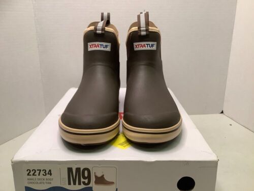 Xtra Tuf Ankle Deck Boot, 9, Appears New - Lot 353