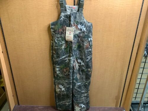 Red Head Silent Hide Youth Bib, XLarge, Appears New - Lot 454