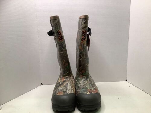 SHE Zoned Comfort Trac 1200G Boots, 8M, Appears New - Lot 492