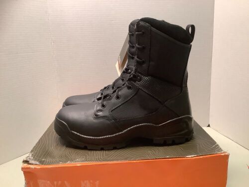 5.11 Men's ATAC 2.0 8 Inch Boots, 11R, Appears New - Lot 521