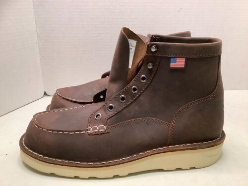 Danner Men's Bull Run Moc 6", Size 8.5, Missing Shoe Strings, Ecommerce Return - Lot 542