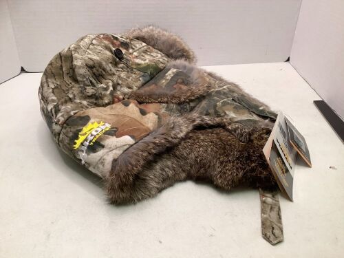 Yukon Tracks Hat, with Rabbit Fur, Appears New - Lot 546
