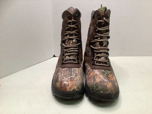 SHE Women's Hiking Boots, 6.5, Appears New - Lot 565