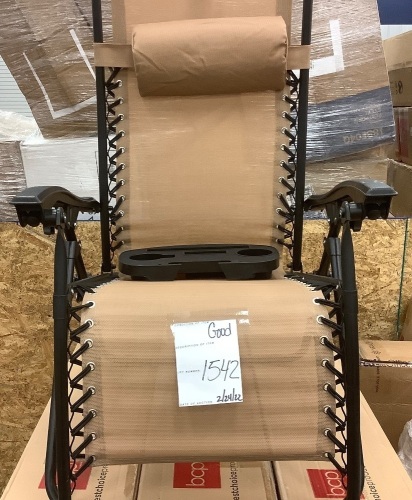 Adjustable Zero Gravity Patio Chair Recliner w/ Cup Holder - Lot 1542