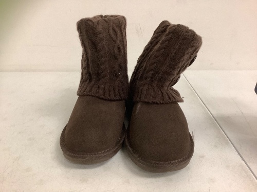 Natural Reflections Womens Booties, 6, Appears New - Lot 149