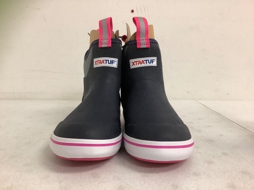 XtraTuf Womens Rain Boots, 7, Appears new - Lot 227