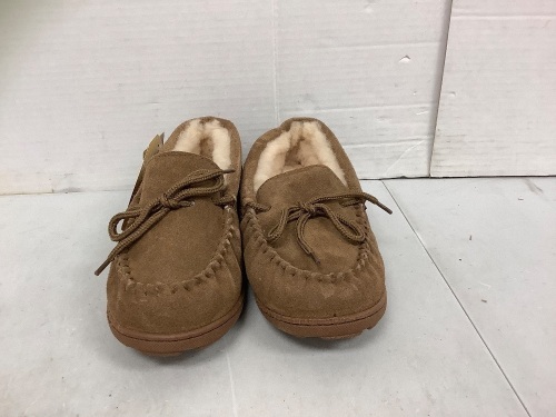 Bearpaw Womens Slip Ons, Size 6, Appears New - Lot 242