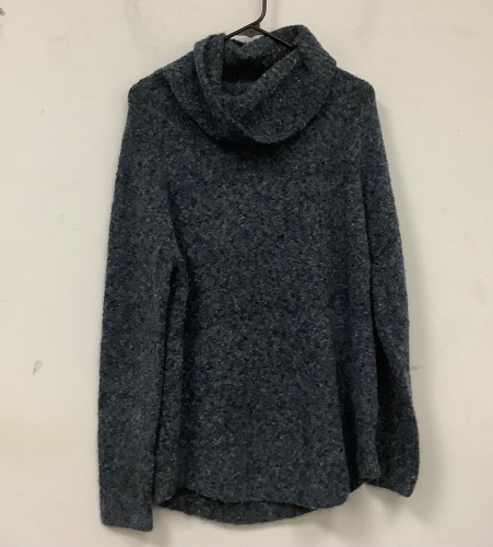 Natural Reflections Womens Sweater, M, Appears New - Lot 358