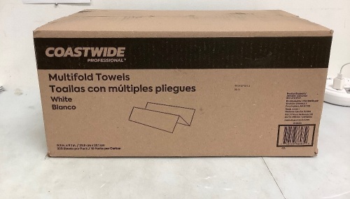 Box of Coastwide Multifold Towels, Appears New - Lot 413