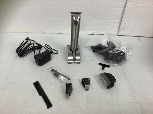 Wahl Cordless Trimmer Kit, Powers Up, E-Commerce Return - Lot 703