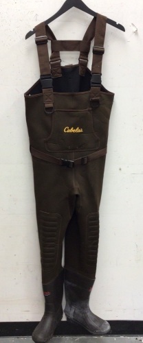 Mens Waders, 8R, E-Commerce Return - Lot 747