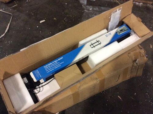 Flat Panel TV Wall Mount for 32"-70" TVs - Lot 391
