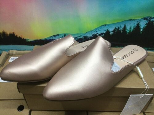 Case of (20) BOYYOUN Women's Low Slip On Mule Slides, Champagne Pearl, Size 10 - Lot 808