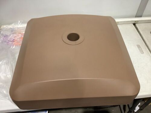 Fillable Mobile Umbrella Base Stand w/ 4 Wheels, 2 Locks, 123lb Capacity - Lot 1166