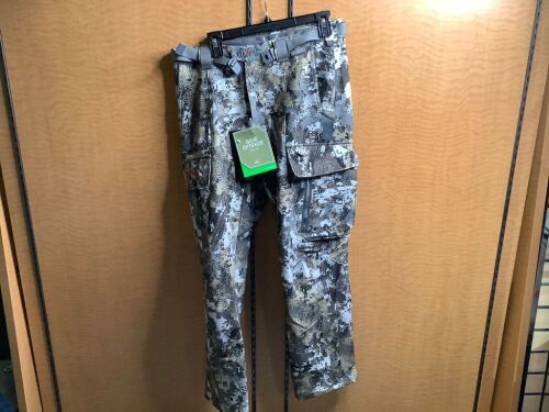 Sitka Equinox Pant, Optifade Elevated II Men's 32R, Appears New - Lot 64