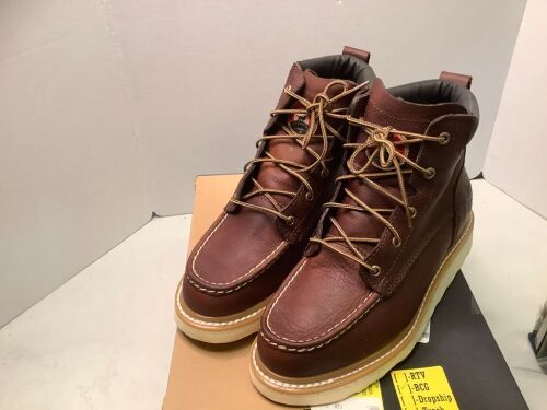 Irish Setter Men's Ashby Boots, 9.5, Appears New - Lot 129