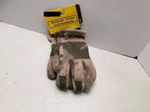 Woolimate Gloves, Men's Medium, Appears New - Lot 176