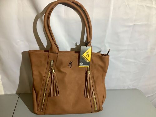 Browning Lockable Zipper Handbag, Appears New - Lot 217