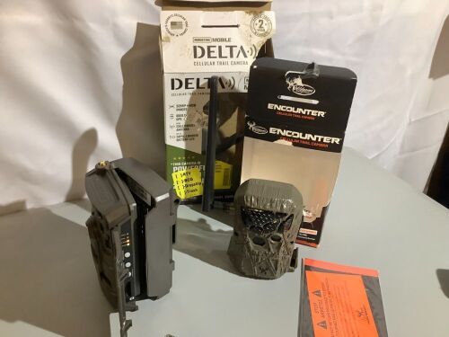 Lot of (2) Trail Cams, Misc. Brands, Powers On, Ecommerce Return - Lot 333
