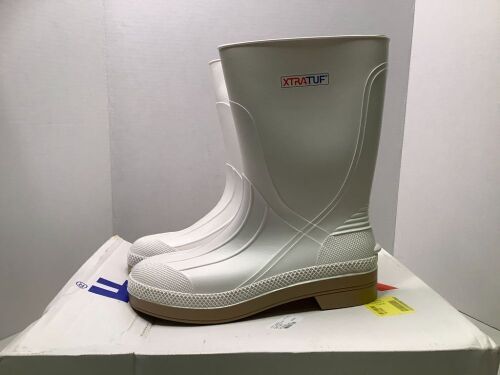 Xtratuf Shrimp Boot, White, 11, Appears New - Lot 407