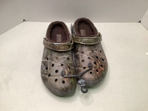 Crocs Men's 11, Appears New - Lot 439