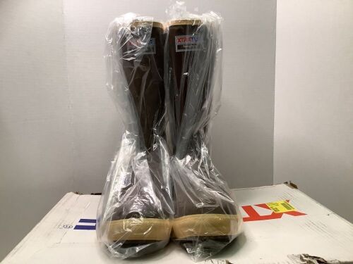 Xtratuf Legacy 15" Non-Insulated Boots, 13, Appears New - Lot 480