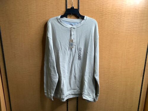 Red Head Men's Thermal, Large, Appears New - Lot 526