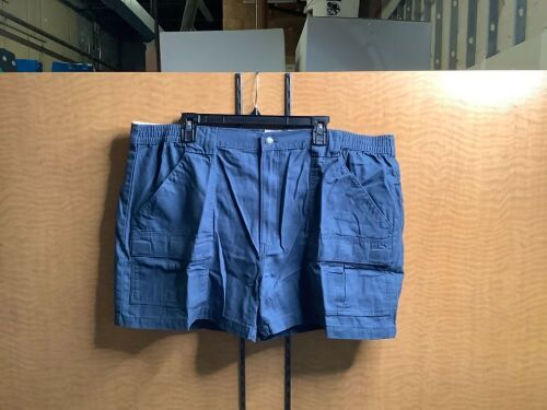 Red Head Men's Shorts, 46, Appears New - Lot 535