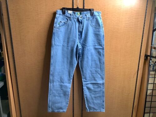 Roughneck Relaxed Fit Jeans, 35x30, Appears New - Lot 557