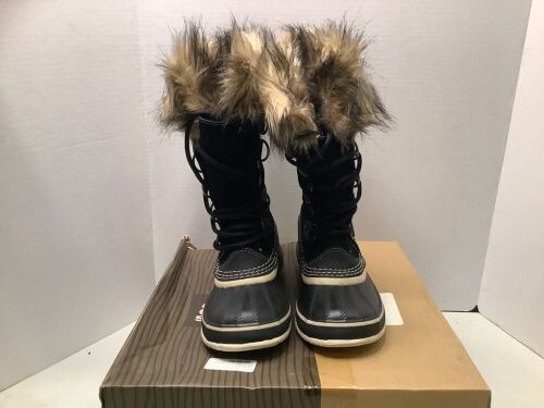 Sorel Joan of Arctic Women's 5, Appears New - Lot 572
