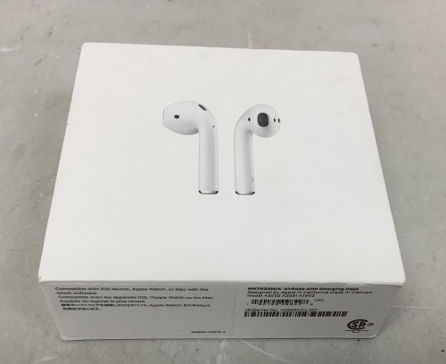 Apple Airpods, Powers Up, E-Commerce Return - Lot 5A