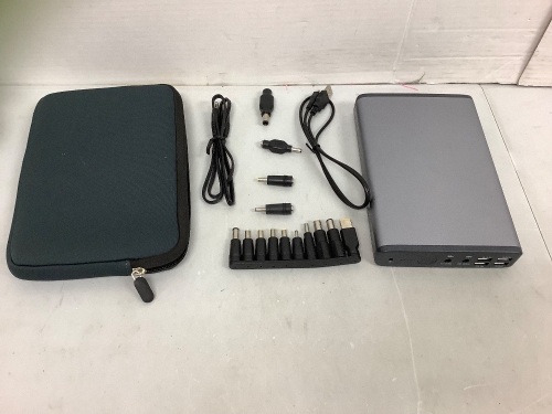 MaxOak Universal Power Bank, Powers Up, Appears New - Lot 111