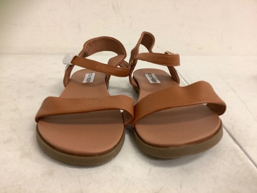 Steve Madden Womens Sandals, 9M, Appears New - Lot 130