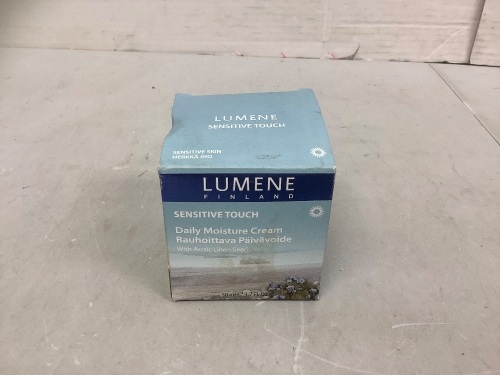Lumene Daily Moisturizing Cream, New - Lot 303