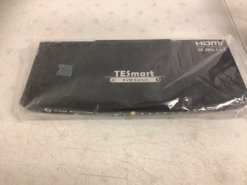 TESmart KVM Switch, Appears New - Lot 389