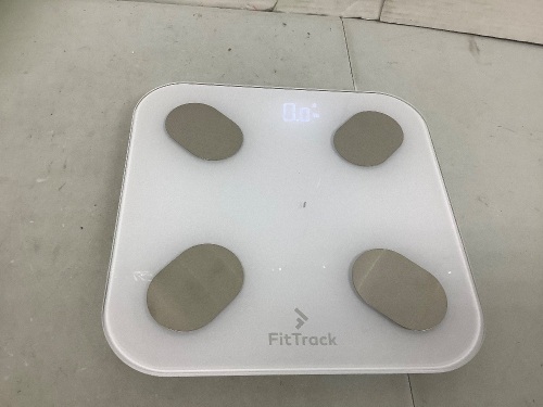 FitTrack Body Composition Smart Scale, Powers Up, E-Commerce Return - Lot 438