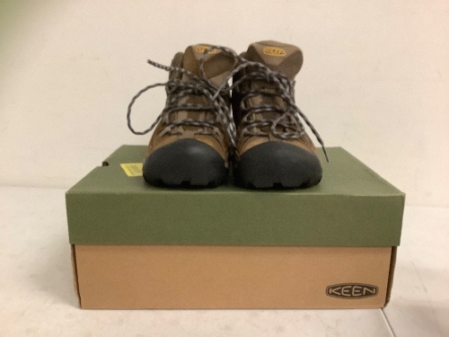 Keen Womens Shoes, 7.5, Appears New - Lot 565