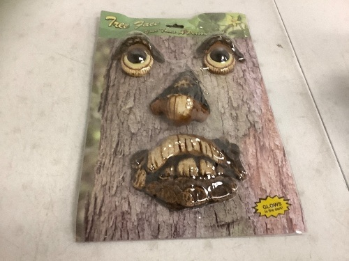 Tree Face, Appears New - Lot 609