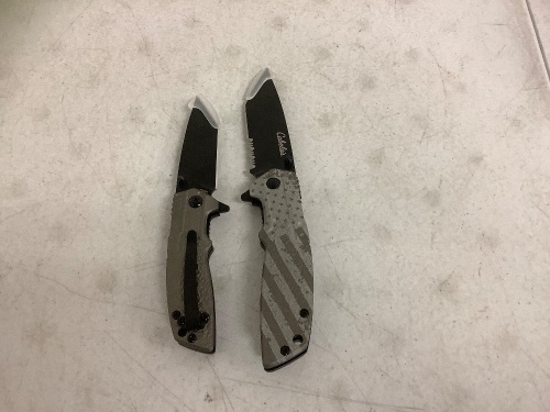 Lot of (2) Knives, Appears New - Lot 610
