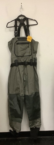 Mens Stockingfoot Wader, Size MS, Appears New - Lot 619