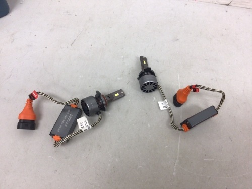 Aukee LED Headlight, E-Comm Return - Lot 718