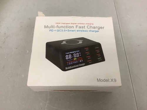 Multi-Function Fast Wireless Charger, Powers Up, Appears New - Lot 726