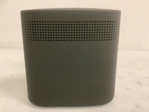 Bose Soundlink Color II, No Cord, Works, E-Commerce Return - Lot 771