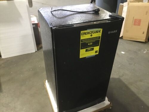 U-MAX Single Door Mini Refrigerator  - Lot 119